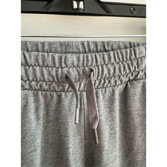 Gymshark Dark Gray Knit Jogger Pants, Size XS - Picture 4 of 8